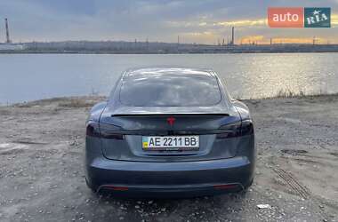 Лифтбек Tesla Model S 2014 в Днепре
