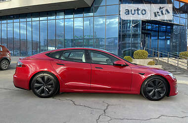 Лифтбек Tesla Model S 2021 в 