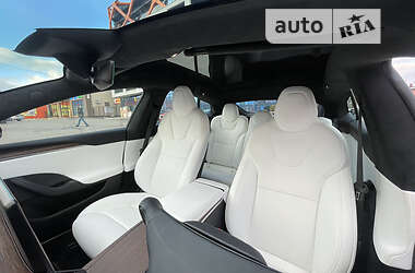 Лифтбек Tesla Model S 2021 в 