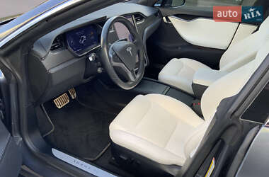 Лифтбек Tesla Model S 2020 в 