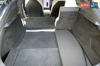 Лифтбек Tesla Model S 2020 в 
