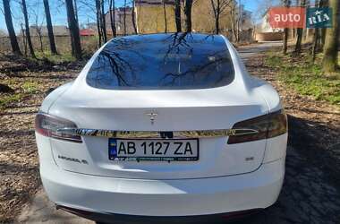 Лифтбек Tesla Model S 2013 в Виннице