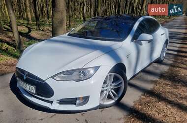 Ліфтбек Tesla Model S 2013 в Вінниці