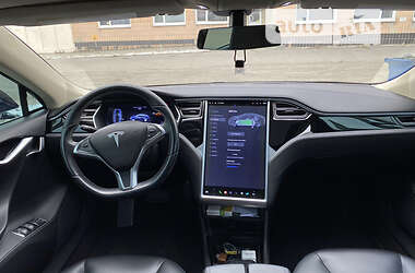 Лифтбек Tesla Model S 2014 в Полтаве