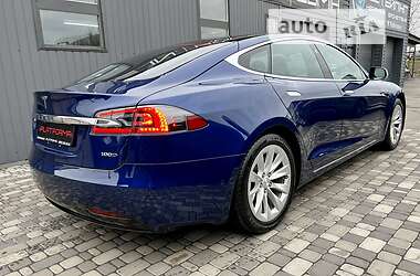 Лифтбек Tesla Model S 2019 в 