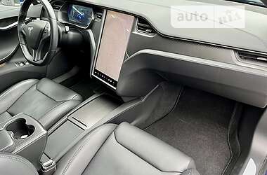 Лифтбек Tesla Model S 2019 в 