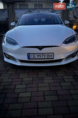 Хетчбек Tesla Model S 2017 в Чернівцях