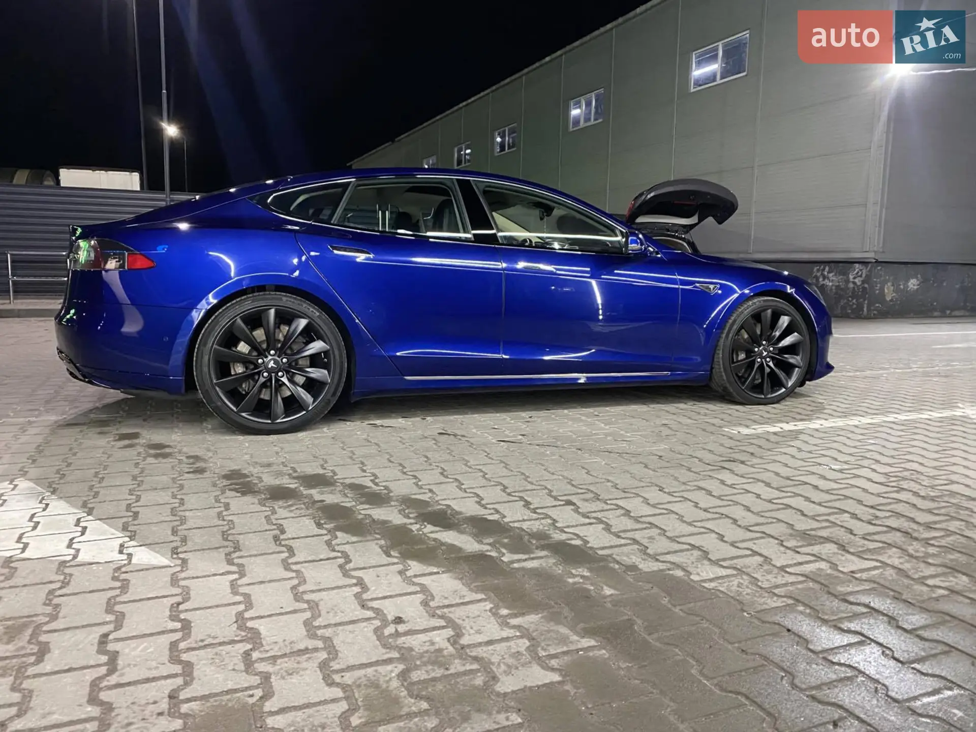 2015 Tesla Model S - мініатюра 4