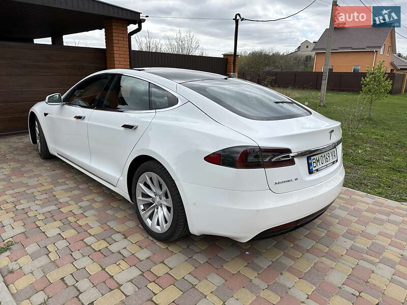 Ліфтбек Tesla Model S 2017 в Сумах