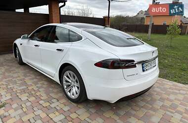 Ліфтбек Tesla Model S 2017 в 