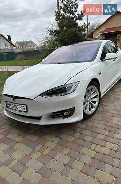 Ліфтбек Tesla Model S 2017 в 