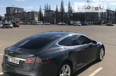 Лифтбек Tesla Model S 2014 в Кременчуге