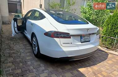 Лифтбек Tesla Model S 2016 в Запорожье