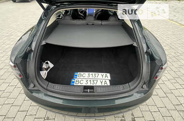 Лифтбек Tesla Model S 2014 в 
