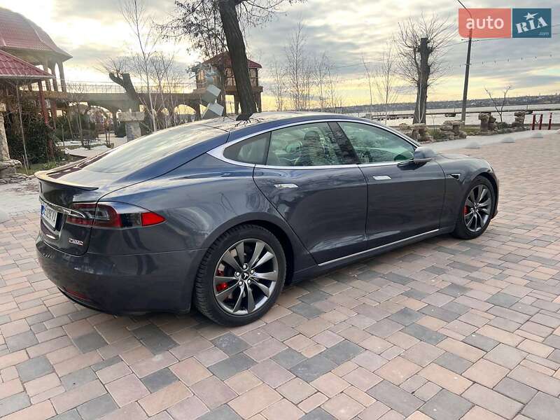 Ліфтбек Tesla Model S 2016 в Миколаєві фото 8 Ліфтбек Tesla Model S 2016 в Миколаєві