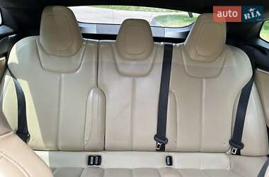 Лифтбек Tesla Model S 2015 в Житомире