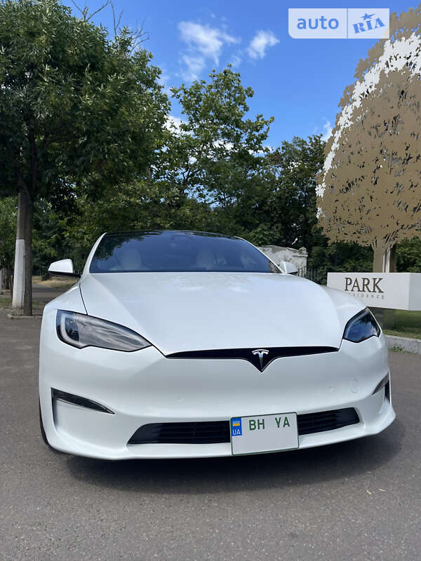 Лифтбек Tesla Model S 2022 в Одессе