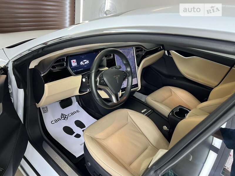 Лифтбек Tesla Model S 2016 в Харькове