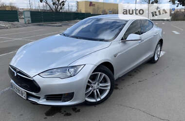 Лифтбек Tesla Model S 2013 в Киеве