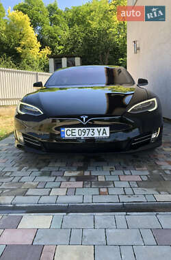 Ліфтбек Tesla Model S 2017 в 
