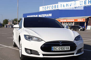 Ліфтбек Tesla Model S 2014 в Львові