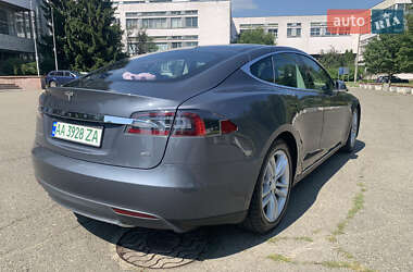 Ліфтбек Tesla Model S 2013 в Києві