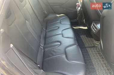 Ліфтбек Tesla Model S 2013 в Києві