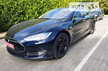 Ліфтбек Tesla Model S 2014 в Луцьку