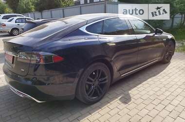 Лифтбек Tesla Model S 2014 в Луцке