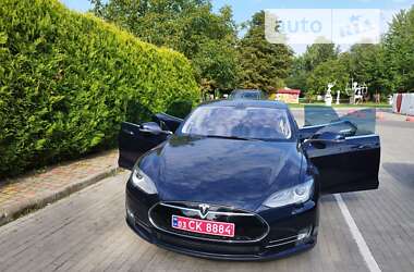 Лифтбек Tesla Model S 2014 в Луцке