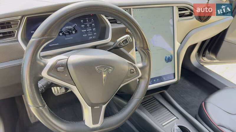 Лифтбек Tesla Model S 2013 в Киеве