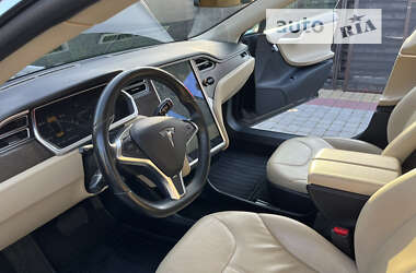 Лифтбек Tesla Model S 2013 в Виннице