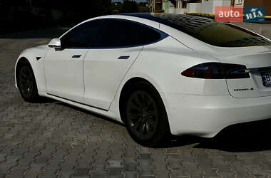 Лифтбек Tesla Model S 2018 в Полтаве