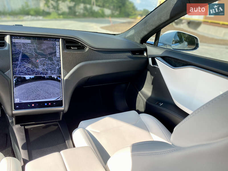 Лифтбек Tesla Model S 2018 в Полтаве