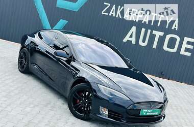 Лифтбек Tesla Model S 2014 в Мукачево