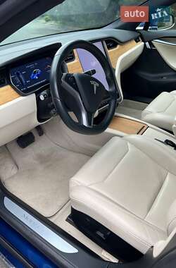 Лифтбек Tesla Model S 2019 в Днепре