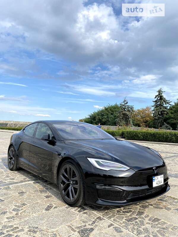 Лифтбек Tesla Model S 2021 в Черкассах