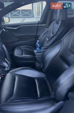 Ліфтбек Tesla Model S 2015 в Києві