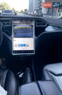 Ліфтбек Tesla Model S 2015 в Києві