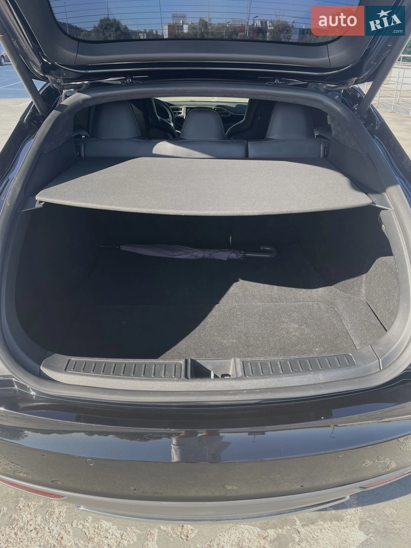 2015 Tesla Model S - мініатюра 31