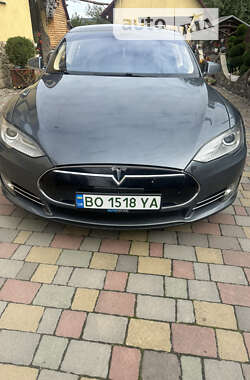 Лифтбек Tesla Model S 2014 в Тернополе