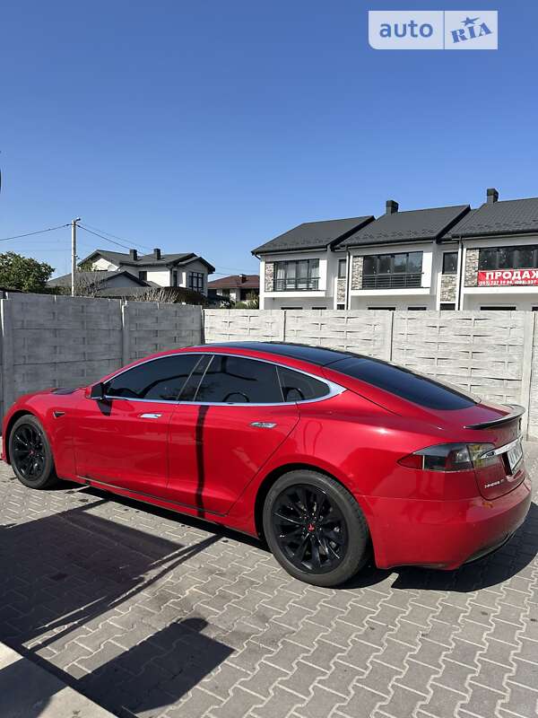 Ліфтбек Tesla Model S 2016 в Білій Церкві