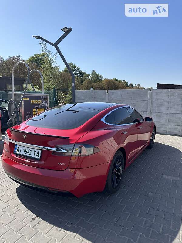 Ліфтбек Tesla Model S 2016 в Білій Церкві