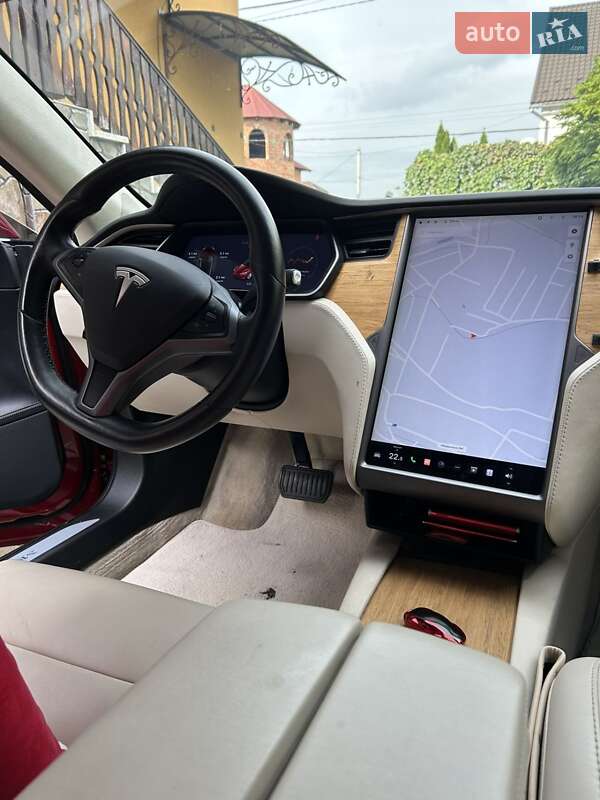 Лифтбек Tesla Model S 2019 в Ужгороде фото 14 Лифтбек Tesla Model S 2019 в Ужгороде