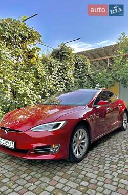 Лифтбек Tesla Model S 2019 в Ужгороде фото Лифтбек Tesla Model S 2019 в Ужгороде