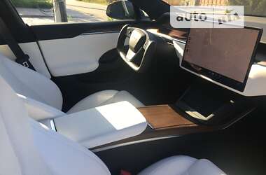 Ліфтбек Tesla Model S 2022 в Дніпрі