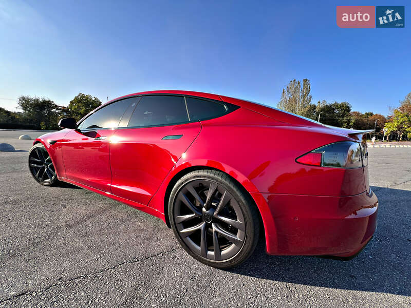Лифтбек Tesla Model S 2021 в Днепре