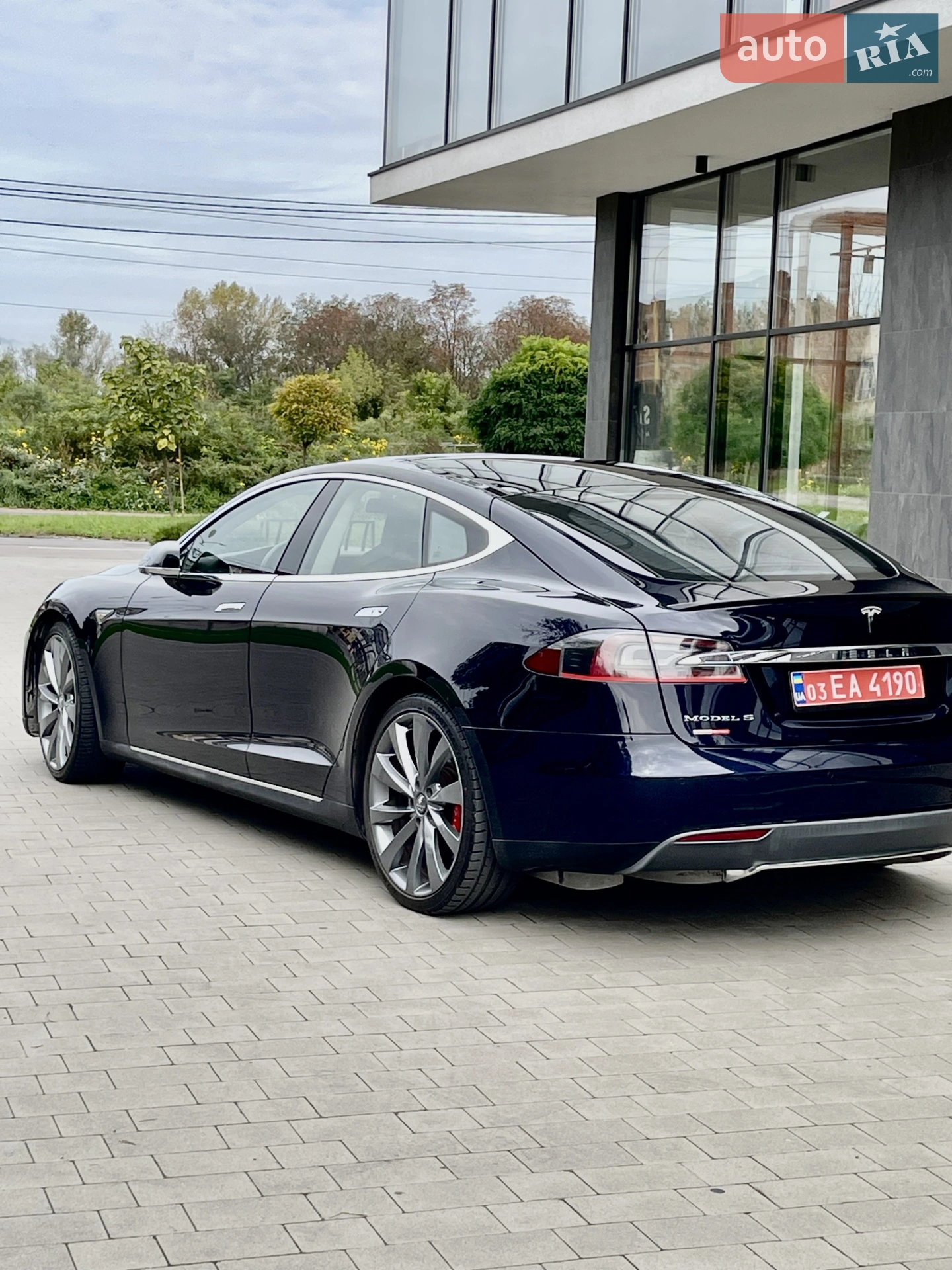 2014 Tesla Model S - мініатюра 8