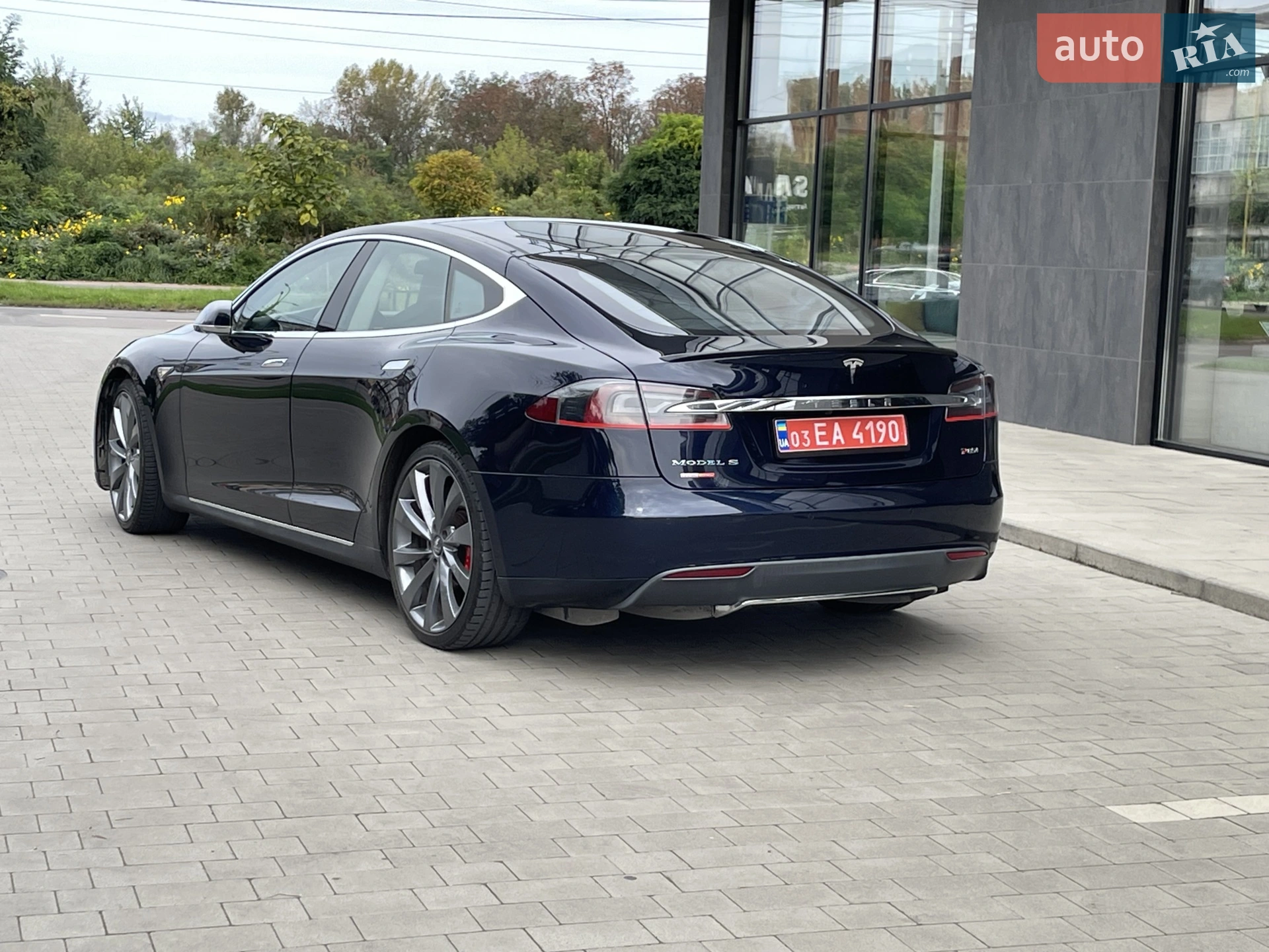 2014 Tesla Model S - мініатюра 9