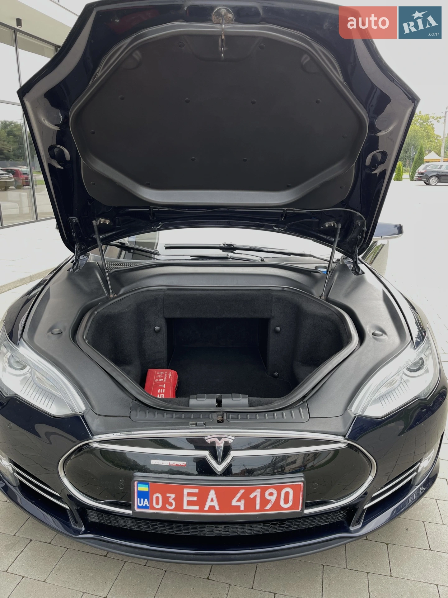 2014 Tesla Model S - мініатюра 25